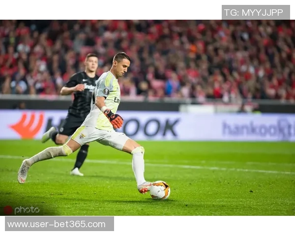 本菲卡关注圣吉罗斯边卫哈莱利纽卡斯尔也在密切观察球员动态