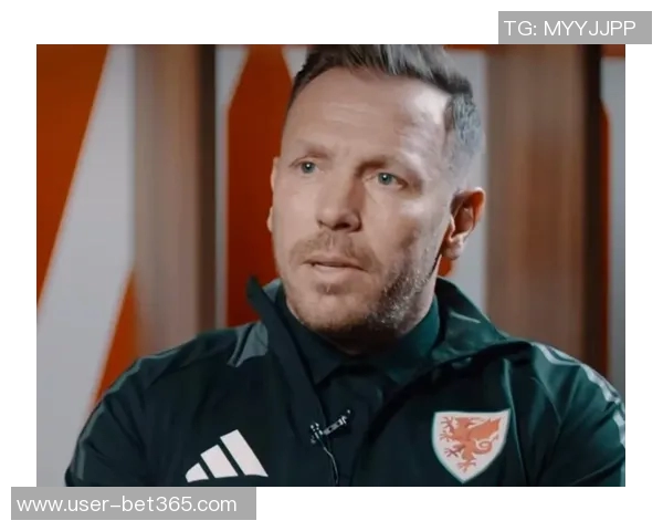 英媒称威尔士主帅贝拉米推荐拜仁关注卡迪夫城19岁后卫劳勒