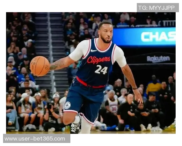 快船悔恨不已鲍威尔11场比赛8次得分领衔全队表现出色